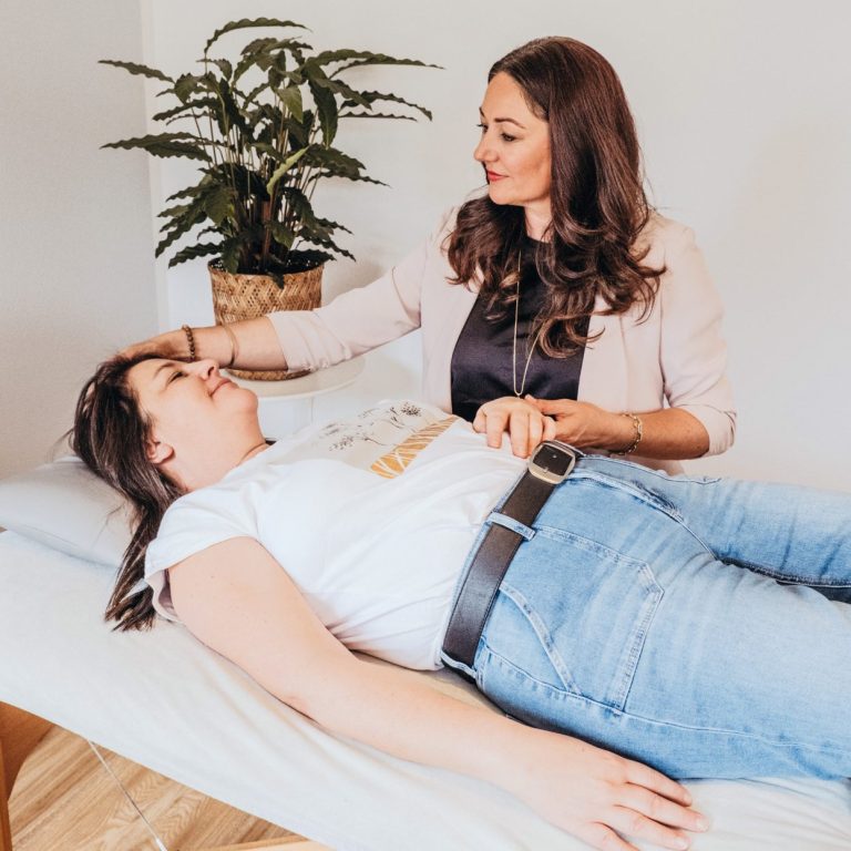 BodyTalk – Ihr Körper kommuniziert ständig mit Ihnen. Diese ganzheitliche Methode unterstützt die Selbstregulation und löst Blockaden.